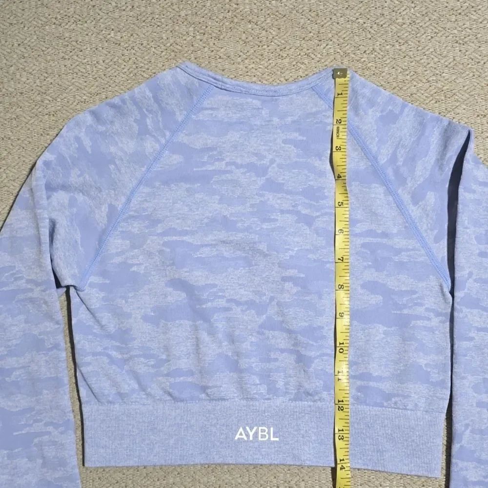AYBL Empower Blue Camo Seamless Long Sleeve Crop Top - Size Large - Picture 13 of 13